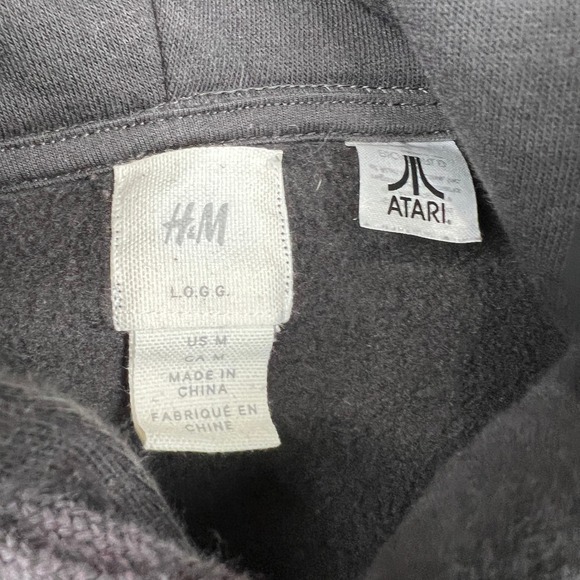 H&M LOGG Atari Hoodie Mens Medium Black Retro Gaming Graphic Pullover Sweatshirt - Picture 3 of 8
